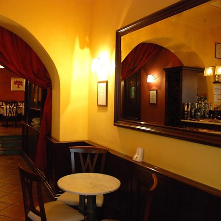 Locanda Le Logge Urbisaglia Exterior foto