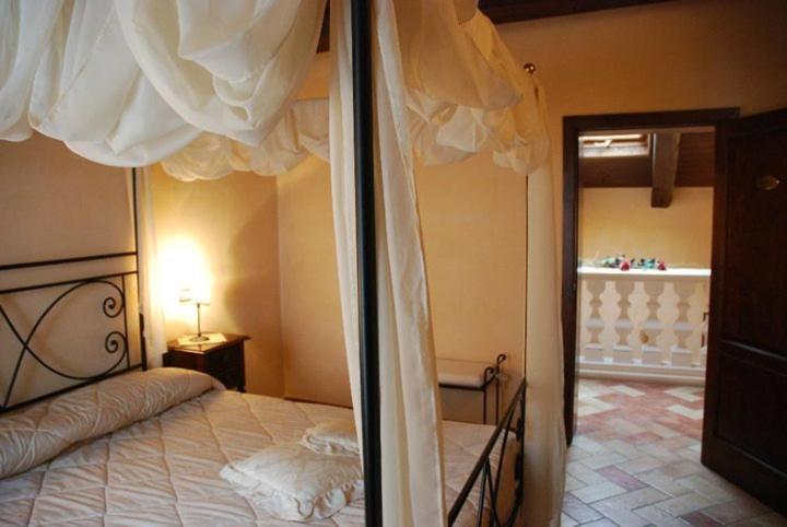 Locanda Le Logge Urbisaglia Zimmer foto