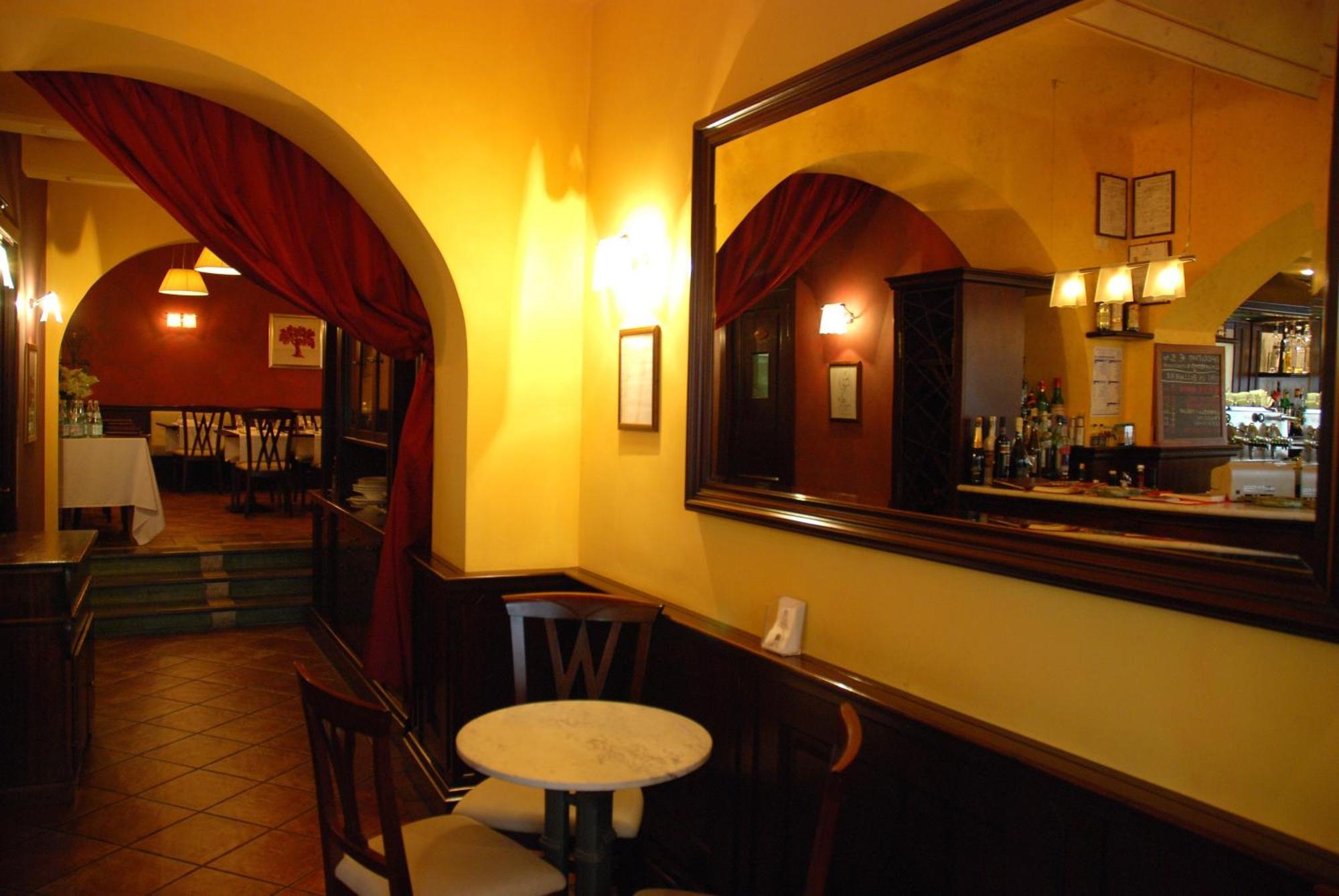 Locanda Le Logge Urbisaglia Exterior foto